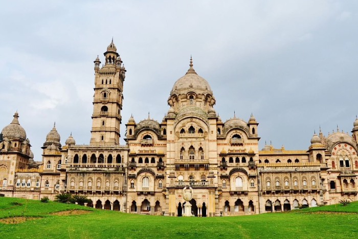 20250912155855-700x468 laxmi villas.png